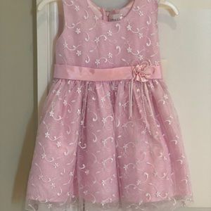 Adorable dress 👗 for girls